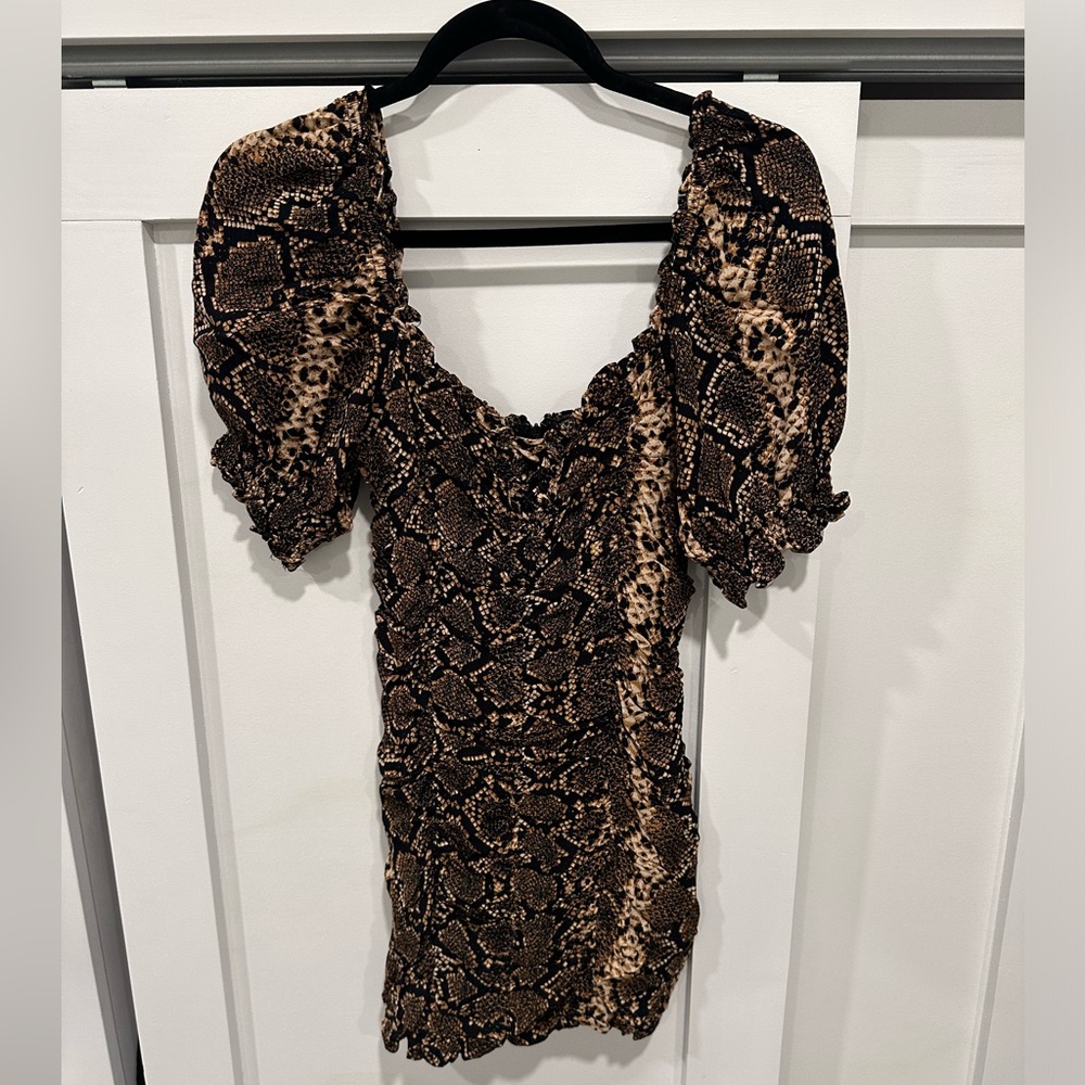 Snakeskin puffy sleeve mini dress